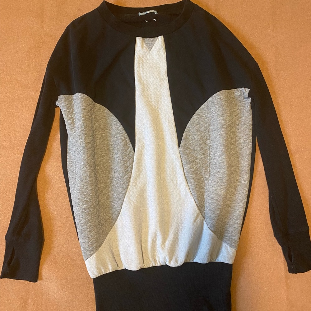 Geometrical Sweatshirt